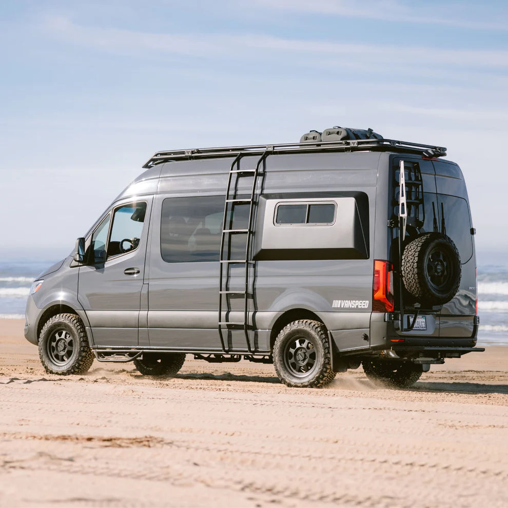 Vanspeed Sprinter 144" Capsules (windowed)