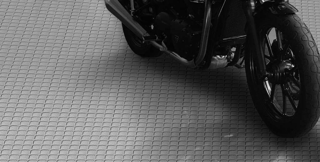 Polyvinyl Flooring - 6,5′ X 21,5′ (78po x 258po)