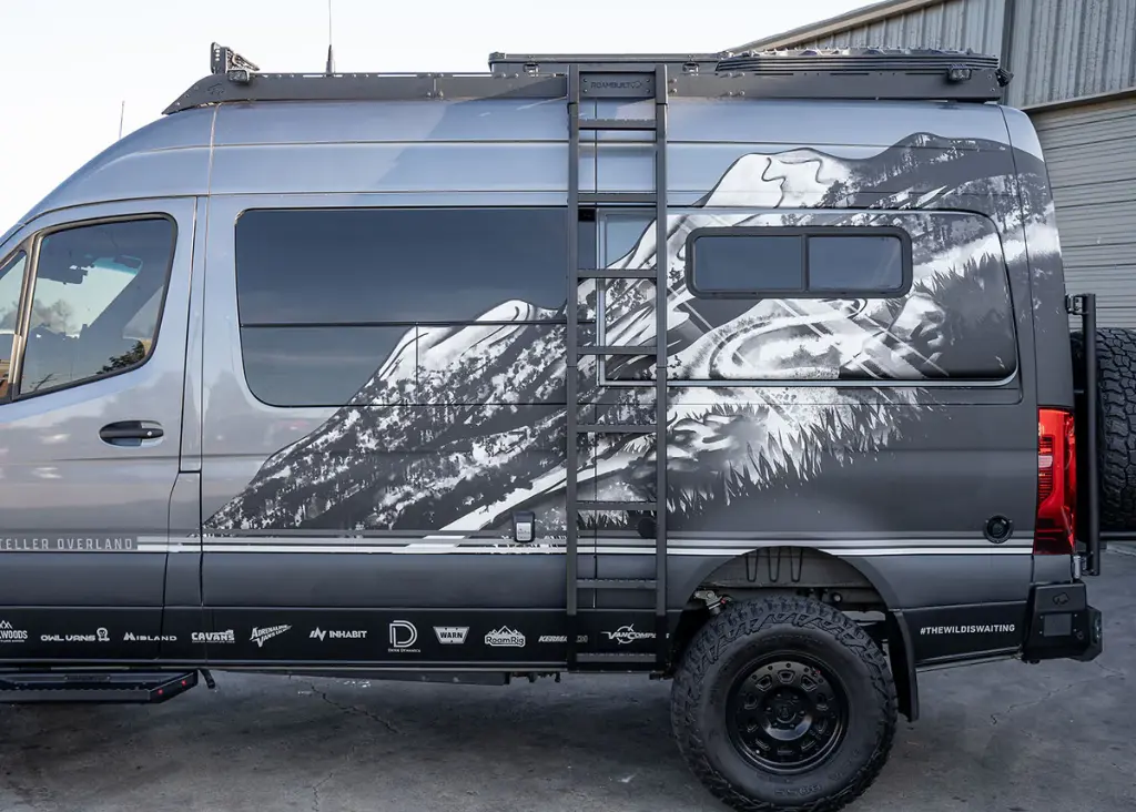 Mercedes Sprinter (2007+) Flatpack Ladder 2.webp