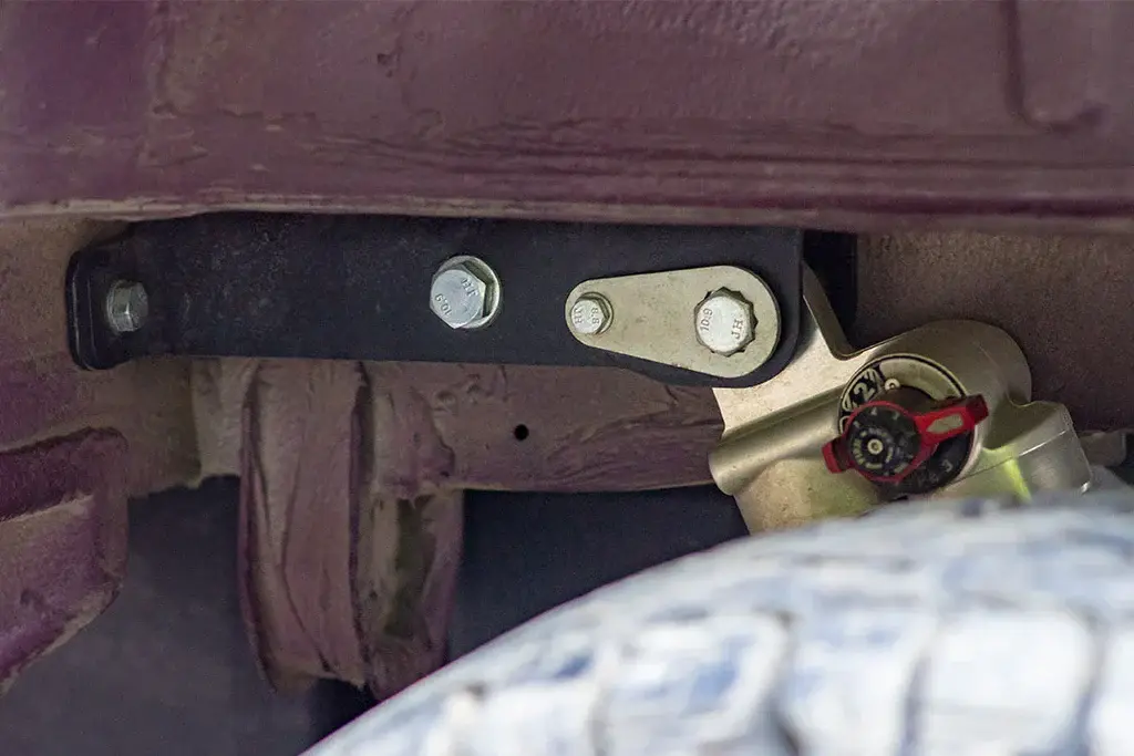 Van Compass 2007+ Mercedes Sprinter (2500 only) - Baja Bracket Rear Shock Mount 2.webp