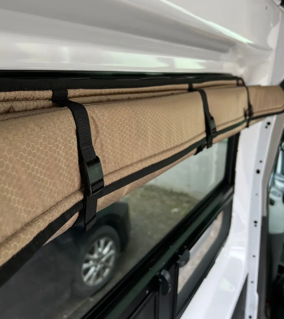 Crew window Sprinter 2007-2025 7.webp