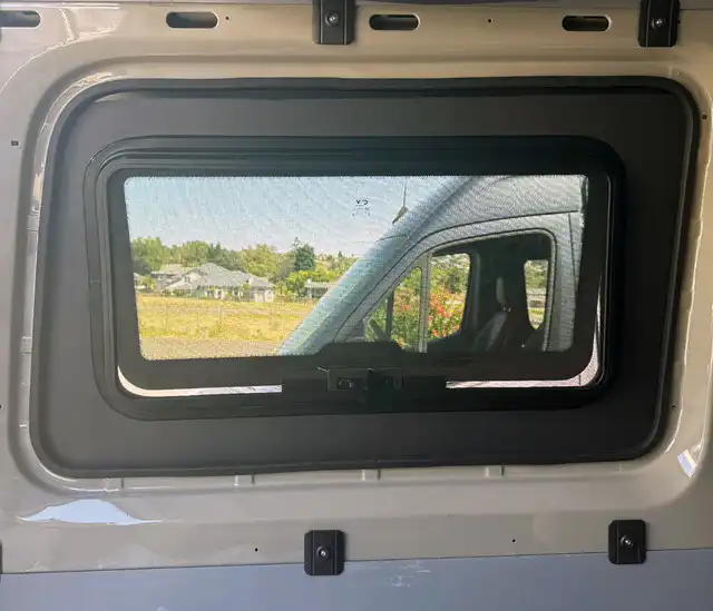 VWD Crank-Out Awning Van Window (SL103-CA)