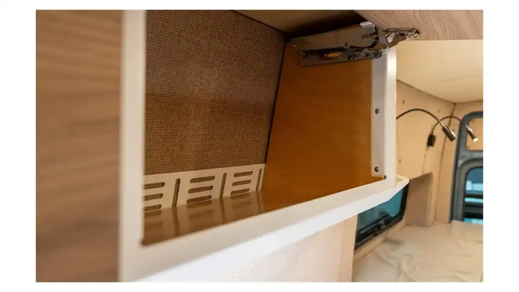 ASCENT CABINET 22"- HIGHLAND VANS