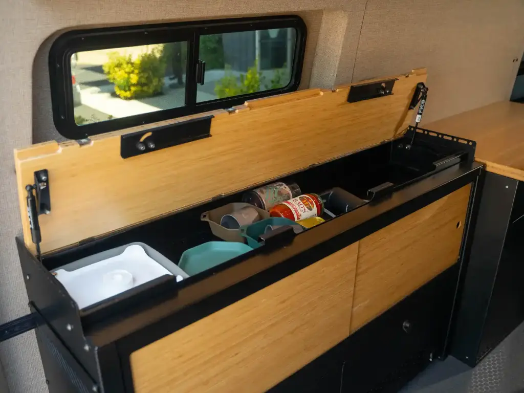 SPRINTER VAN MURPHY BED