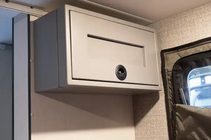 20" Ekko Cabinet - 20"x8"x11" - Foot of Bed 