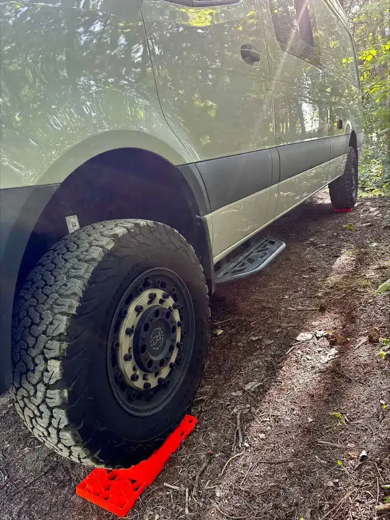SLB Running Boards – Mercedes Sprinter (Small Driver Step + Full-Length Passenger)