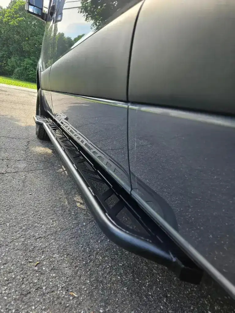 SLB Tubular Running Boards – Mercedes Sprinter 170WB (2007+)