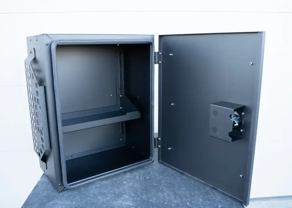 Universal Aluminum Storage Box - ROAMBUILT