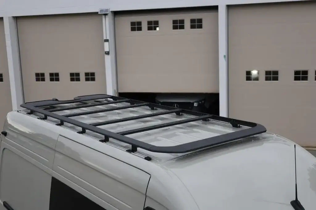 Roamlabx EDGE Ultra Low Profile Roof Rack 