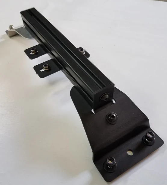 Fixation de panneaux solaires pour  rack de toit Sprinter (lot de 2)