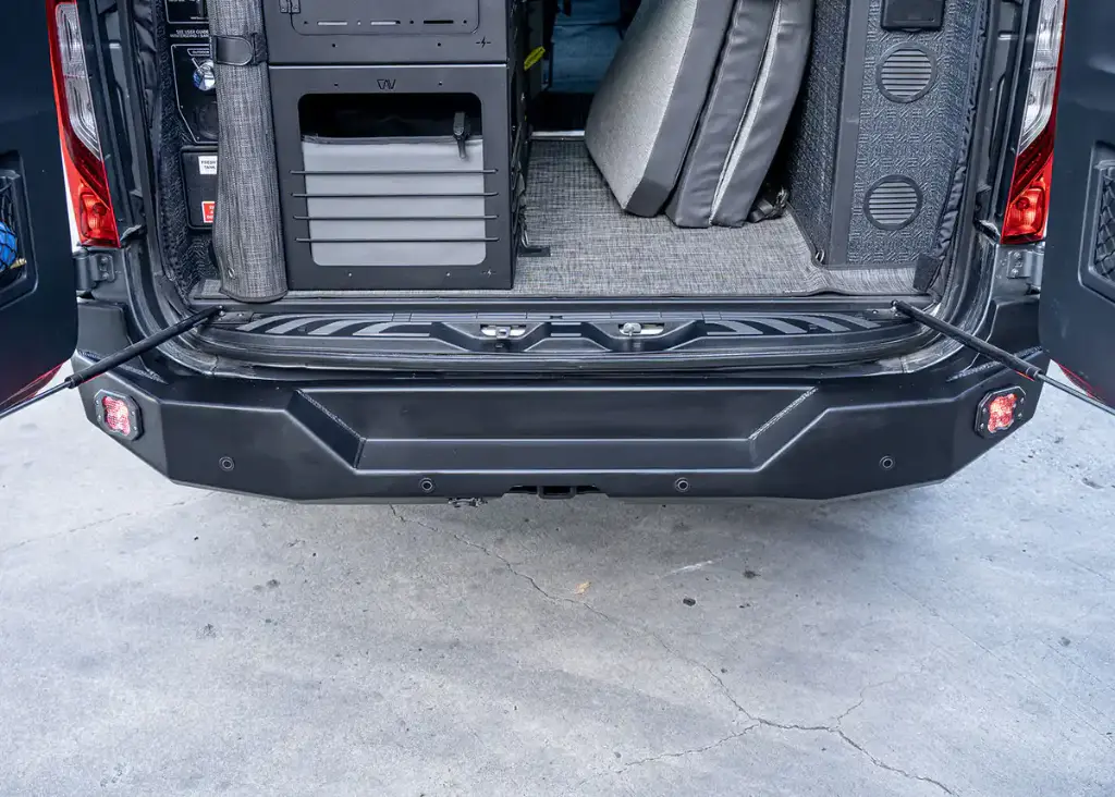 Pare-chocs arrière Mercedes Sprinter (2019-2024) - ROAMBUILT