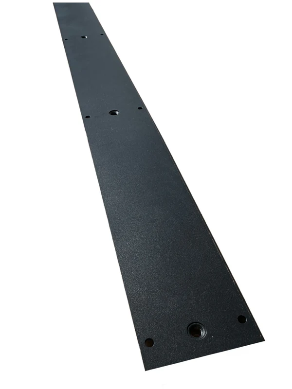Structure de renfort pour L-track