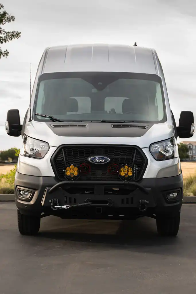 Pare-chocs tout-terrain CAtuned pour Ford Transit