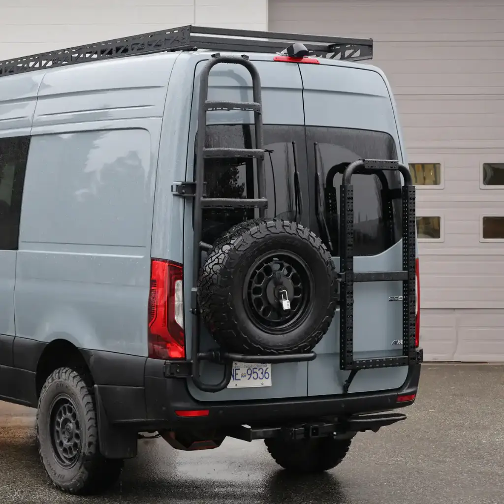 Support en aluminium pour porte arrière du Sprinter - SANS PERÇAGE